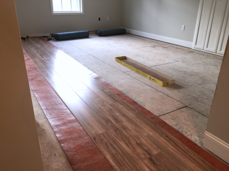 DIY Laminate Floor Installation - Our Alabama Life (800 x 600 Pixel)