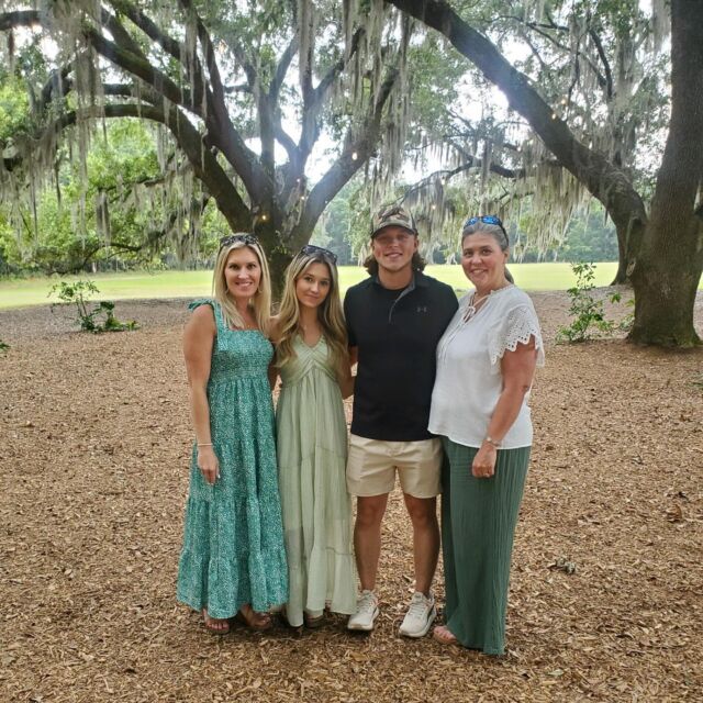 A little trip to Hilton Head Island for a wedding venue visit and a few hours of beach time 💍☀️